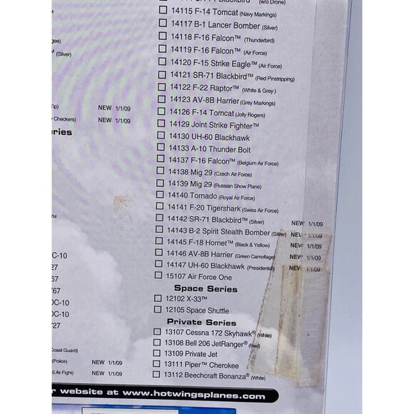 Hot Wings F-18 Hornet Die Cast Collectible Plane 2009 Edition - Picture 6 of 12